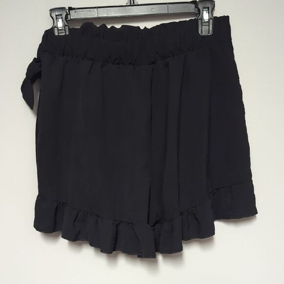 Black Ruffled Wrap Skorts Mini - Picture 4 of 7